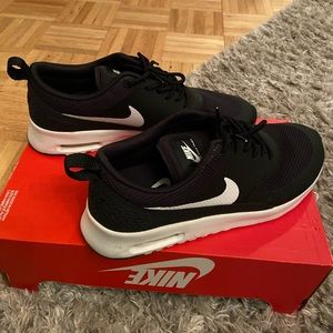 ❤️Brand new NIKE AIR MAX ❤️